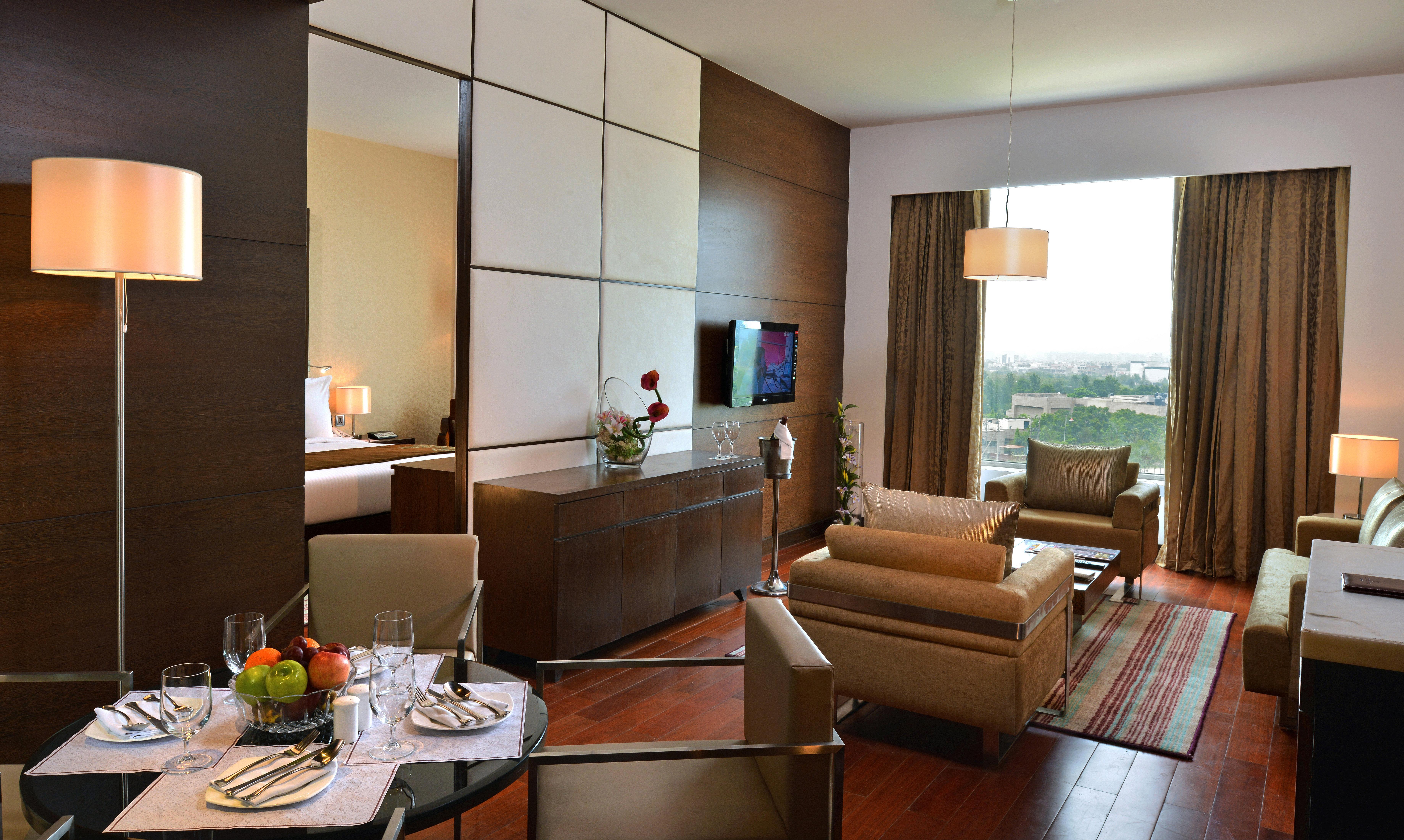 昌迪加尔潘切库拉假日酒店 客房 照片 Suite at the Taj Bengal