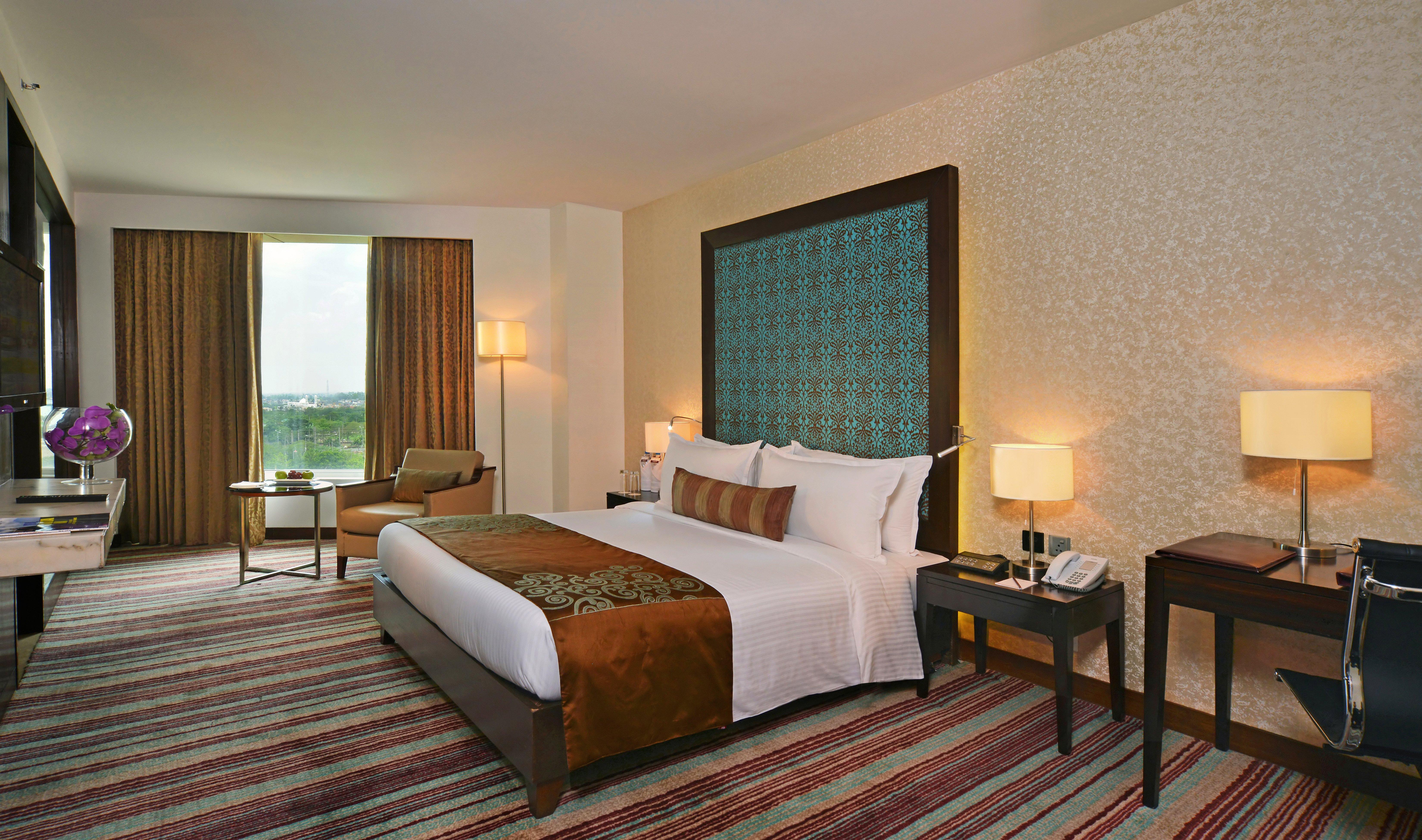 昌迪加尔潘切库拉假日酒店 外观 照片 A room at the Taj Bengal