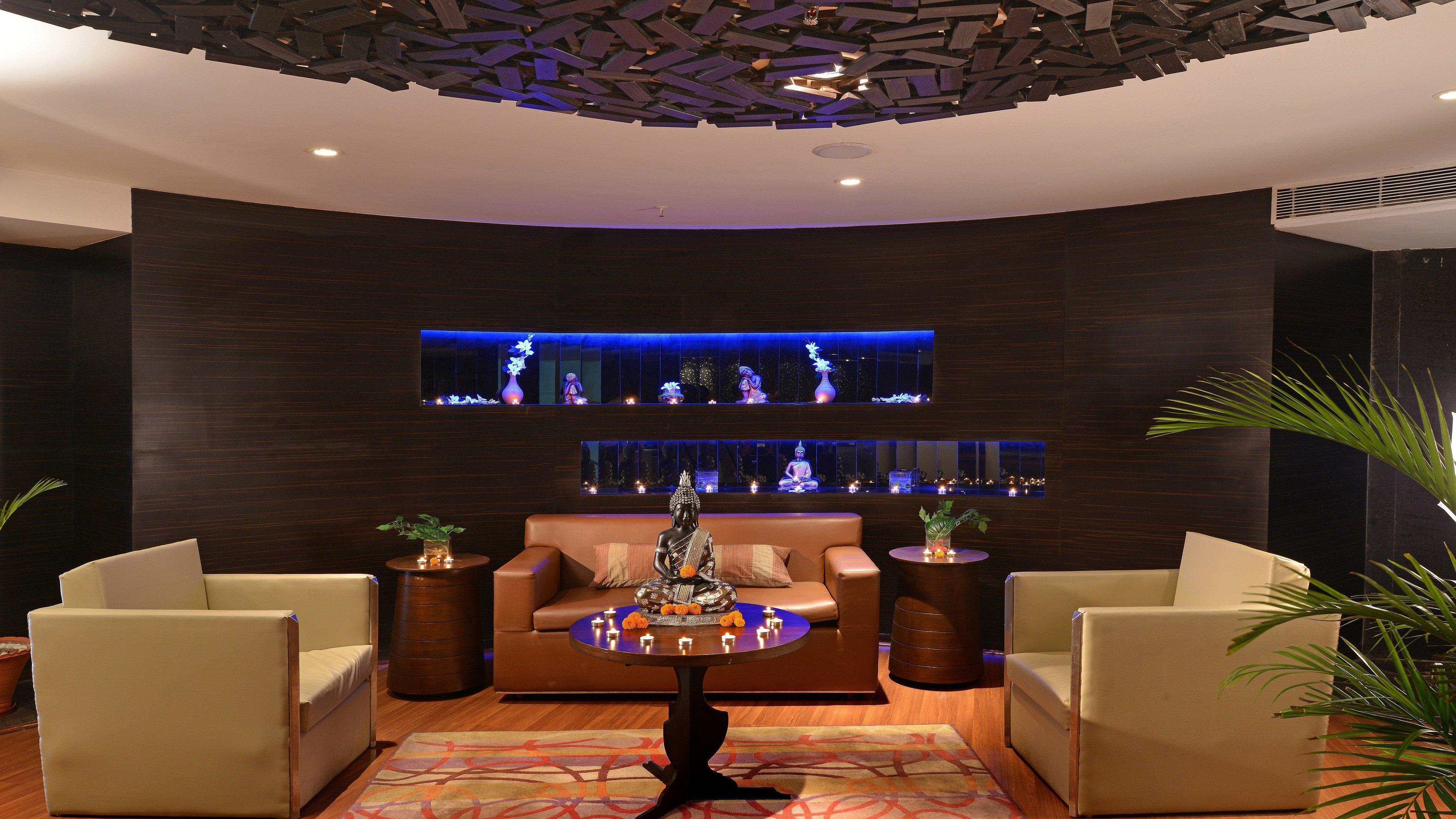 昌迪加尔潘切库拉假日酒店 外观 照片 The lobby of the hotel