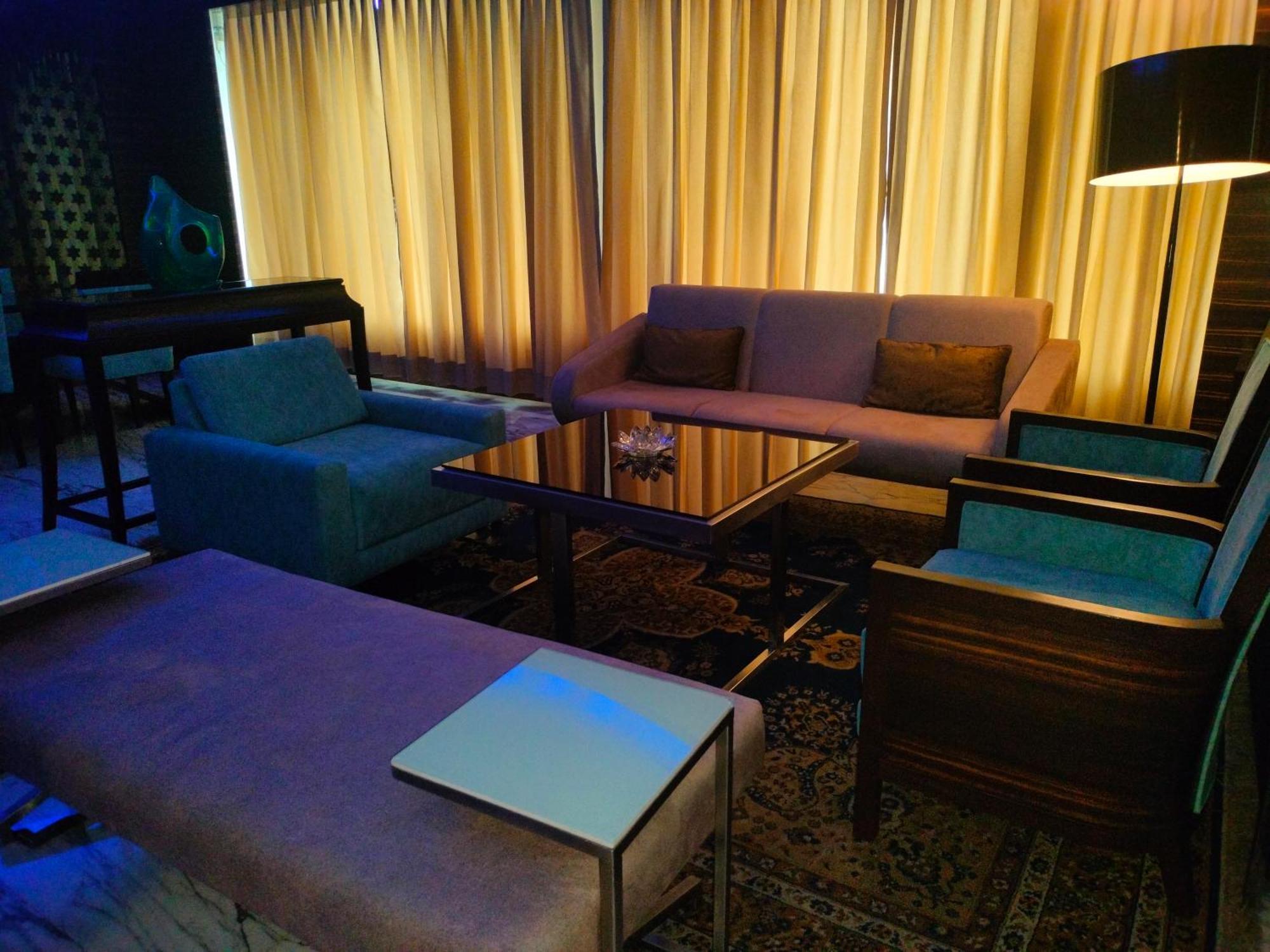 昌迪加尔潘切库拉假日酒店 外观 照片 The interior of the lounge